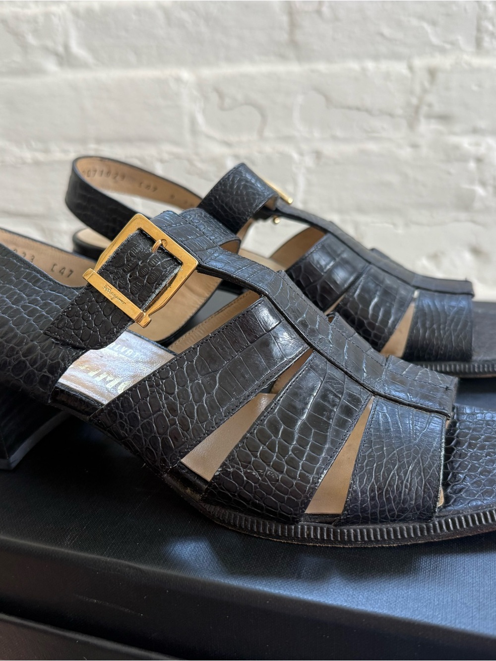 Salvatore Ferragamo Black Croc leather Strappy Heels Gold Buckle size9 (Vintage)
